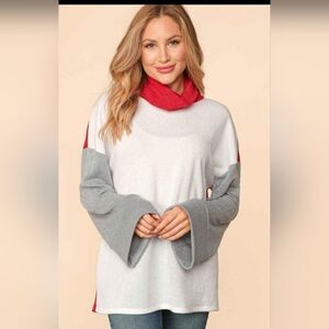 NWT Haptics two tone turtleneck bell sleeve top sz 1XL